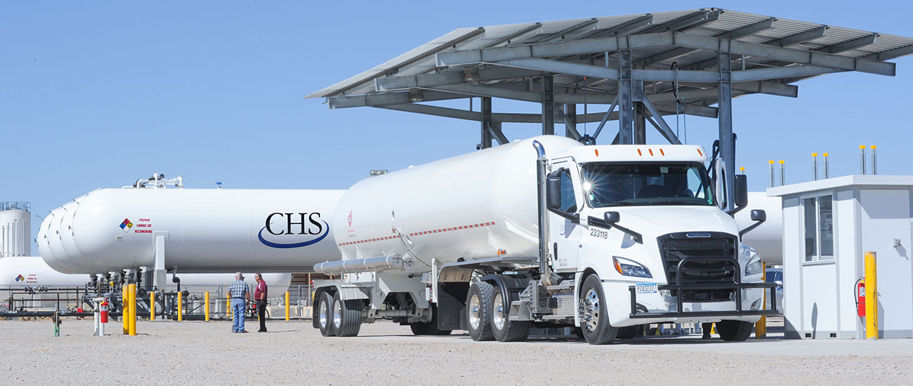 CHS Propane Transportation Truck at Yuma
