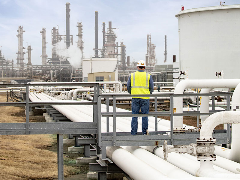 Before the CHS pipelines team launches each smart PIG, a carefully coordinated schedule is planned.